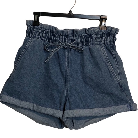 refuge Denim High Waisted Demin Cuffed Shorts - Picture 1 of 4